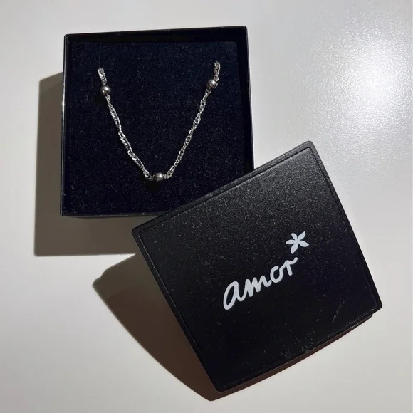 ANKLE BRACELETS (AMOR) - Picture 2 of 3